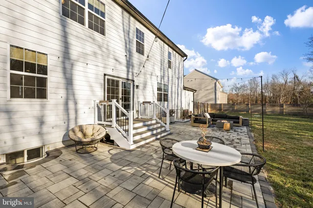 $849,900 | 102 Liberty Hall Drive, Fredericksburg, VA 22406