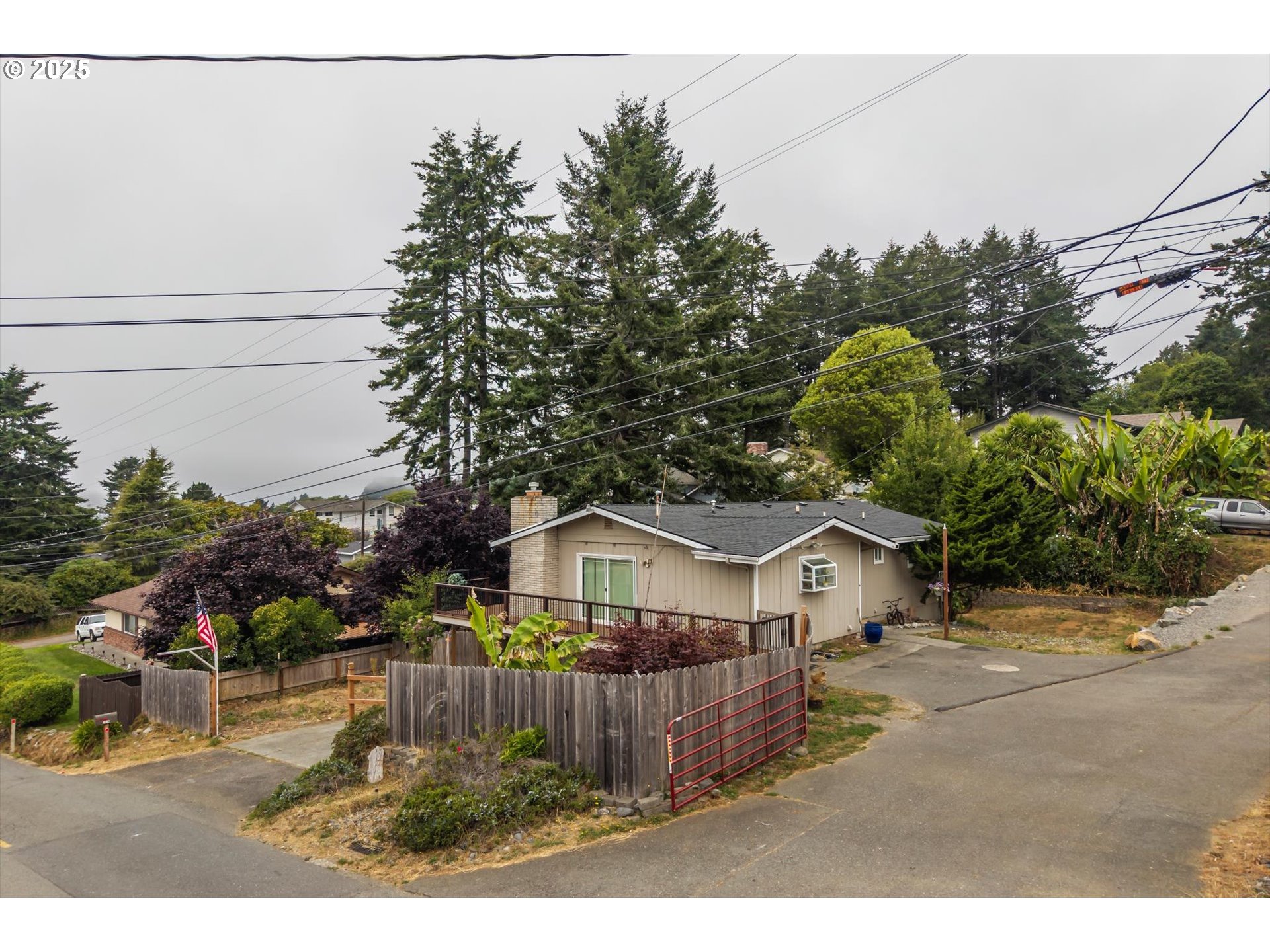 1214 Ransom Avenue Brookings, OR 97415 - Photo 2 of 46