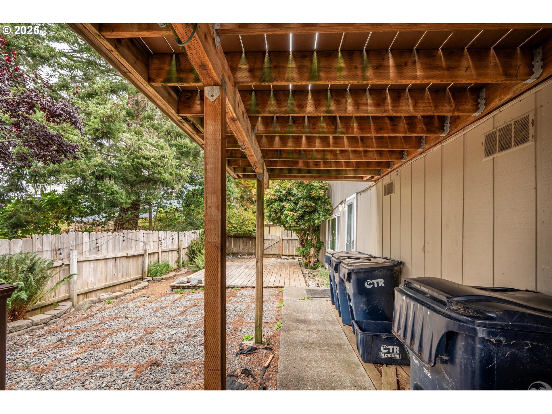 1214 Ransom Avenue Brookings, OR 97415 - Photo 27 of 46