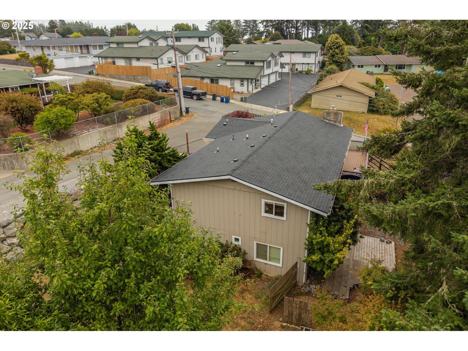 1214 Ransom Avenue Brookings, OR 97415 - Photo 30 of 46