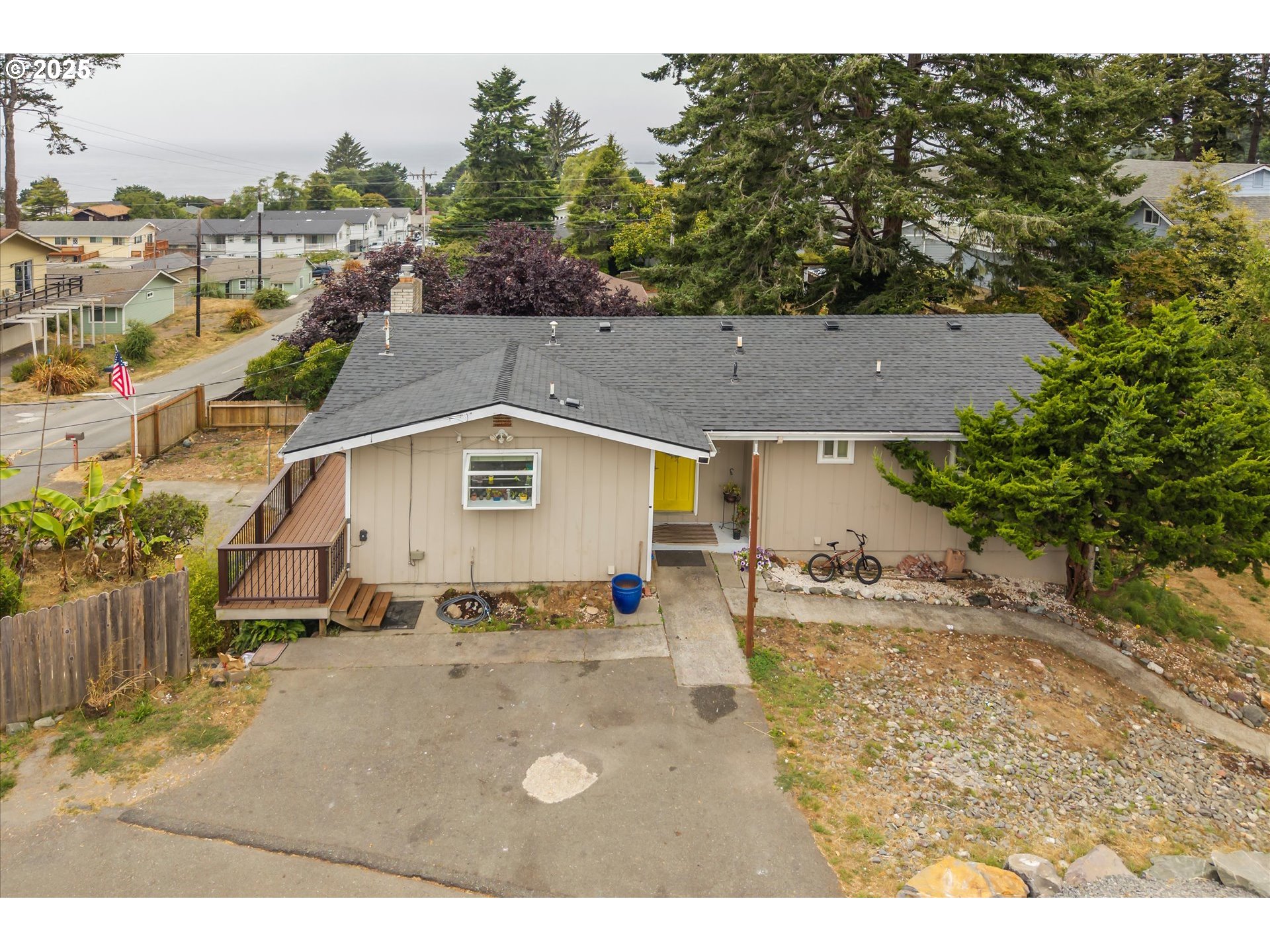 1214 Ransom Avenue Brookings, OR 97415 - Photo 4 of 46