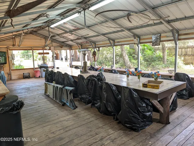 $185,000 | 215 Maltas Avenue, Interlachen, FL 32148