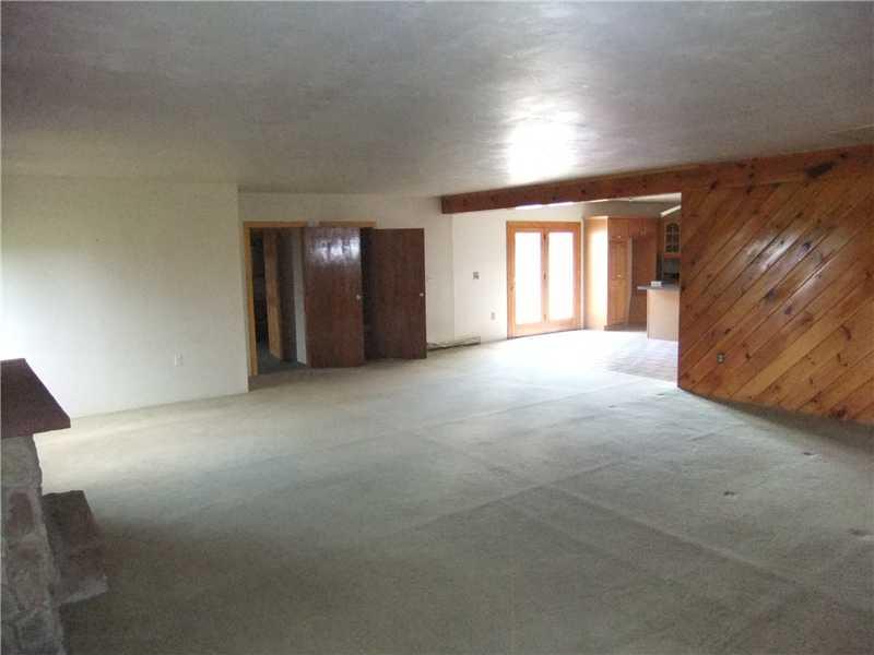 163 Hilliards Windy Plats Road Rural Valley, PA 16249 - Photo 5 of 25 Living Room.