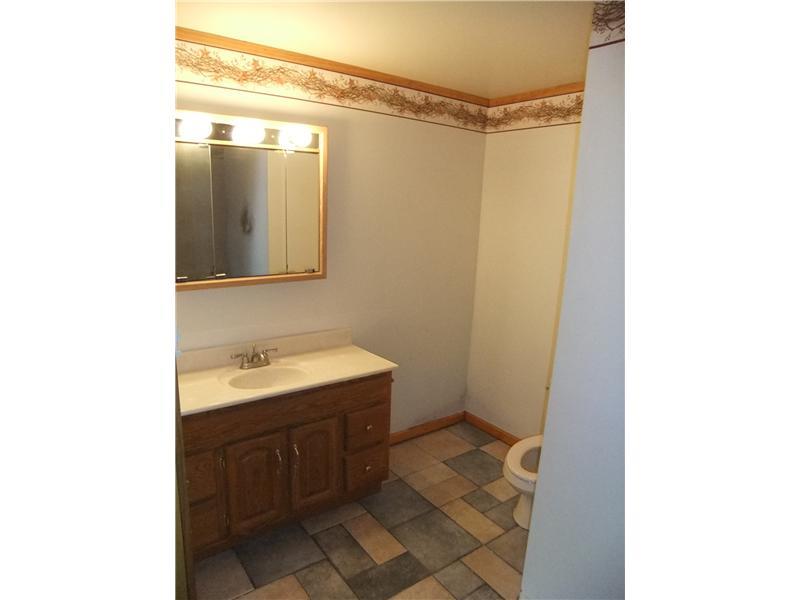 163 Hilliards Windy Plats Road Rural Valley, PA 16249 - Photo 10 of 25 Full Bath.