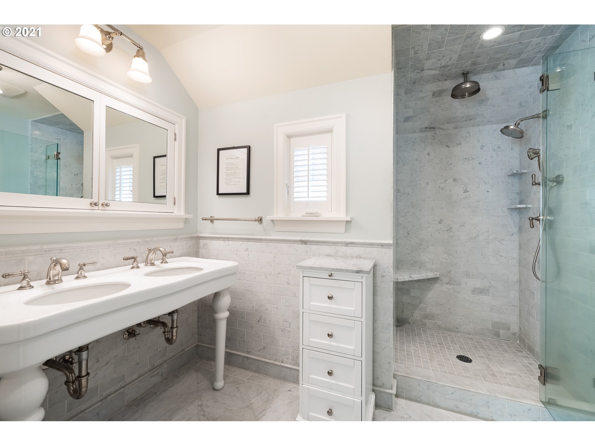 2863 Northwest Cumberland Road Portland, OR 97210 - Photo 18 of 32 Gallery Image 18