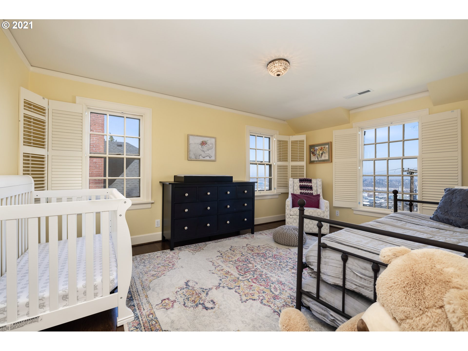 2863 Northwest Cumberland Road Portland, OR 97210 - Photo 21 of 32 Gallery Image 21