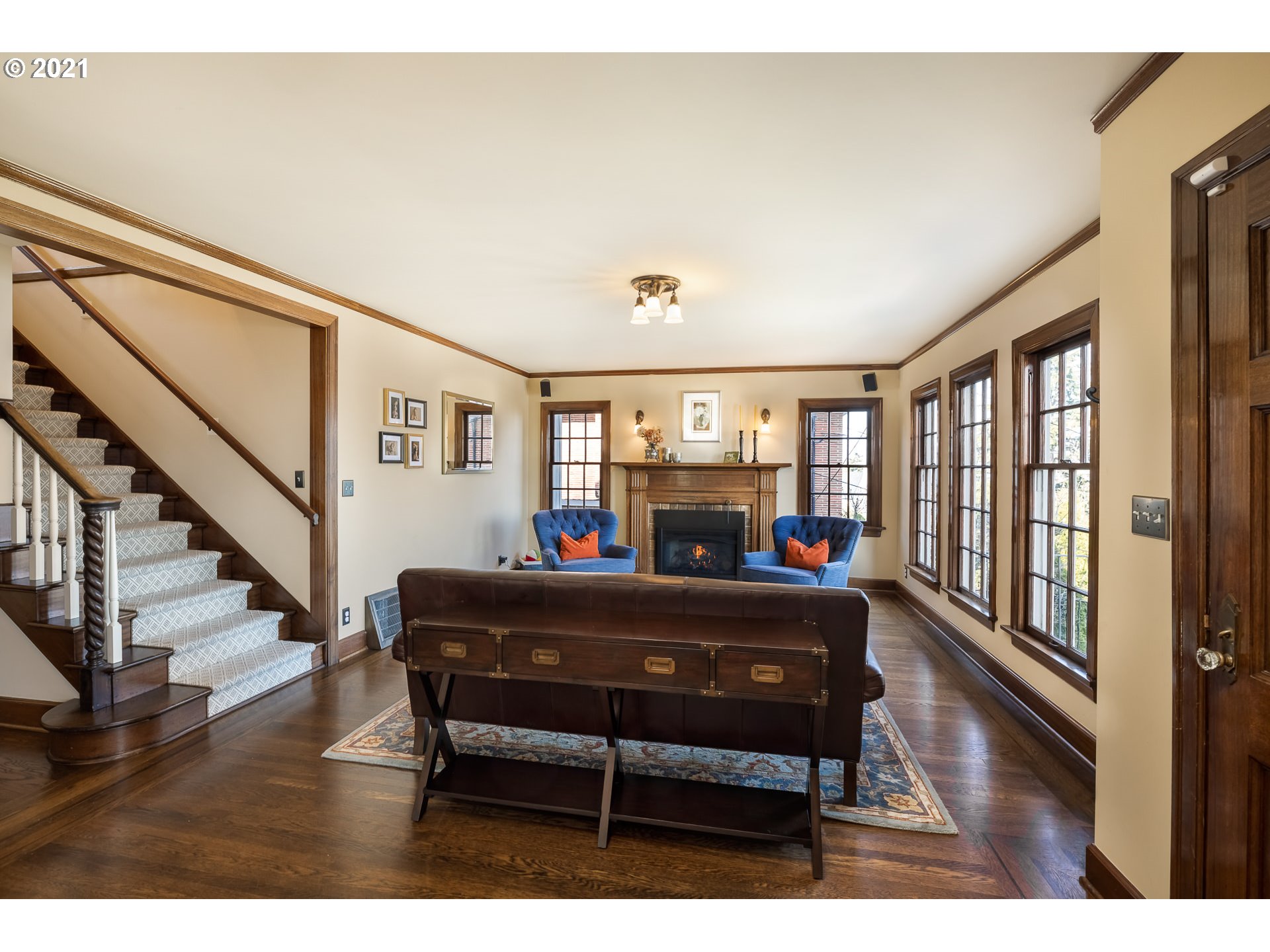 2863 Northwest Cumberland Road Portland, OR 97210 - Photo 9 of 32 Gallery Image 9