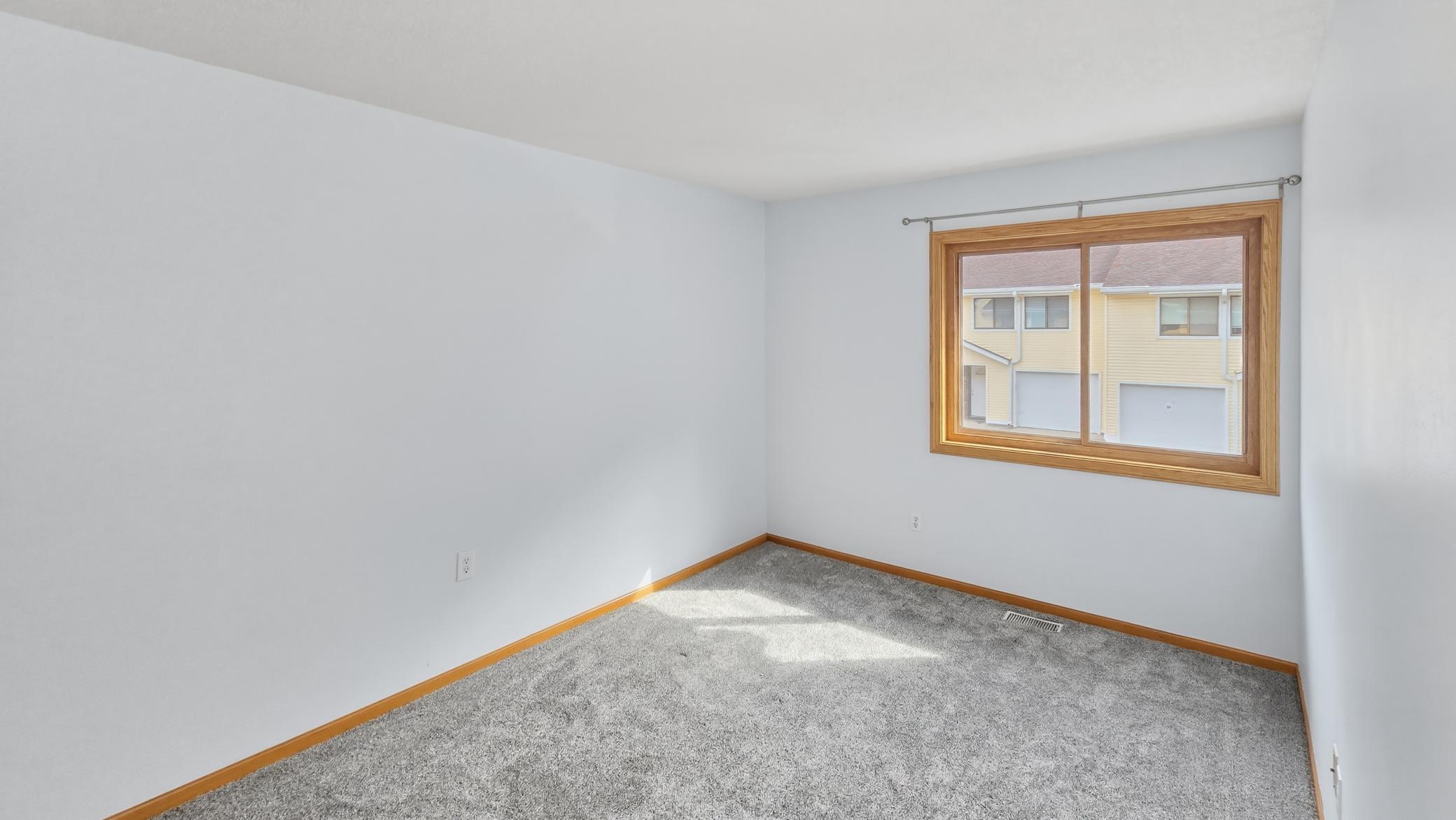 3214 Valley Ridge Drive Eagan, MN 55121 - Photo 17 of 28