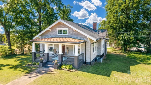 $259,900 | 303 Bouchelle Street, Morganton, NC 28655