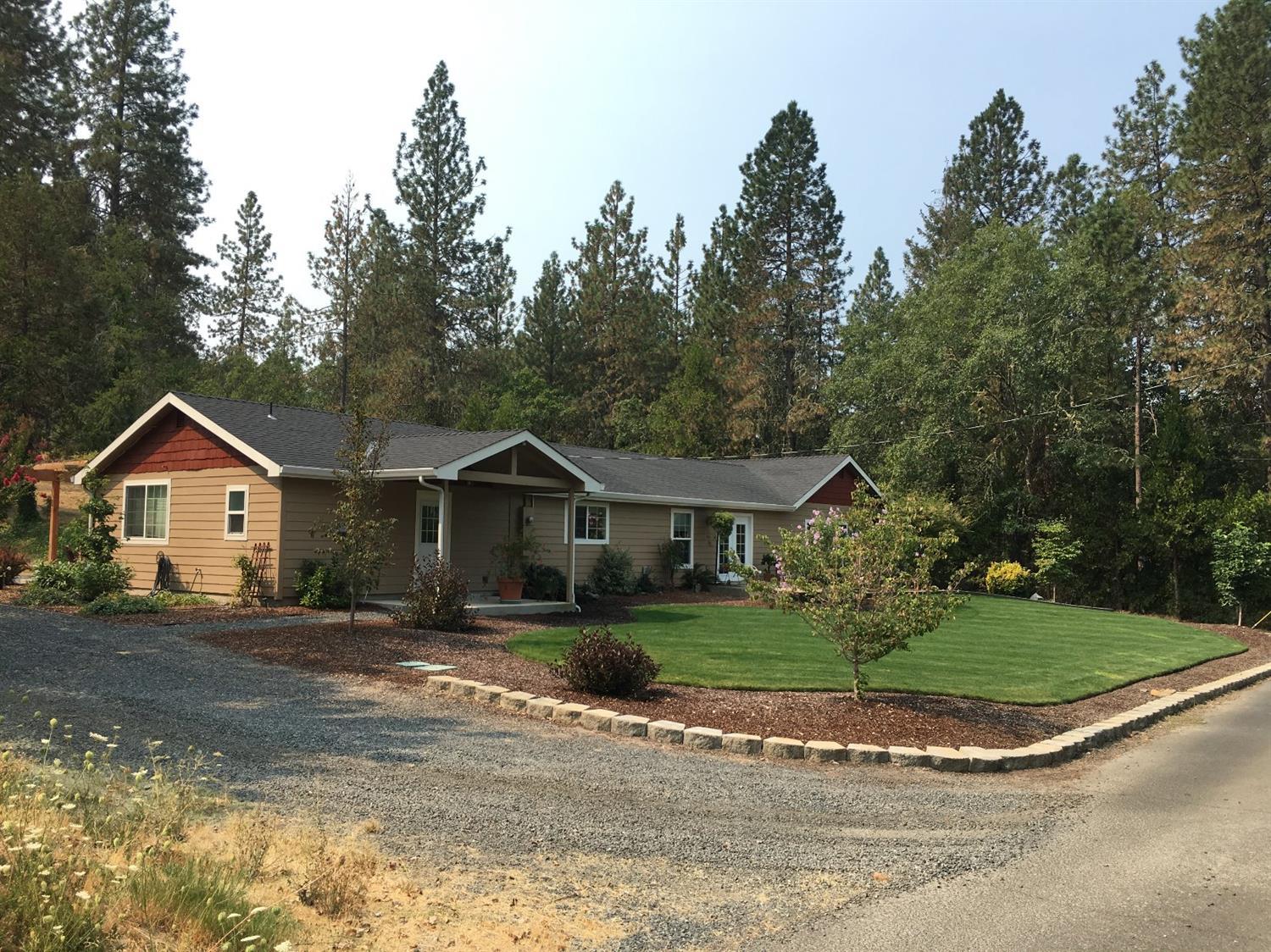2515 Dowell Road Grants Pass, OR 97527 - Photo 2 of 25 Additional Photo