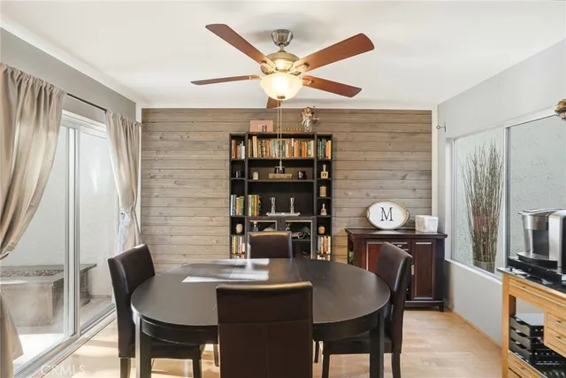 $695,000 | 406 Via Colinas, Thousand Oaks, CA 91362