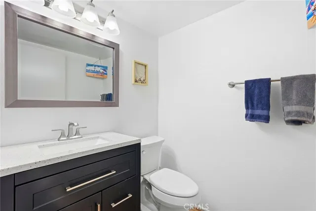 $695,000 | 406 Via Colinas, Thousand Oaks, CA 91362