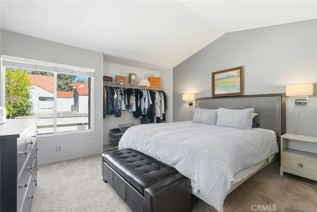 $695,000 | 406 Via Colinas, Thousand Oaks, CA 91362