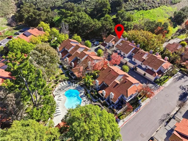 $695,000 | 406 Via Colinas, Thousand Oaks, CA 91362