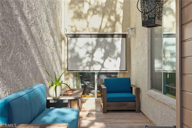 $695,000 | 406 Via Colinas, Thousand Oaks, CA 91362