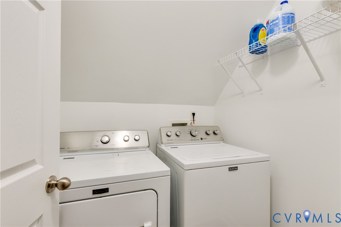 6320 Walnut Tree Drive Powhatan, VA 23139 - Photo 25 of 34 Laundry room with lofted ceiling and independent w