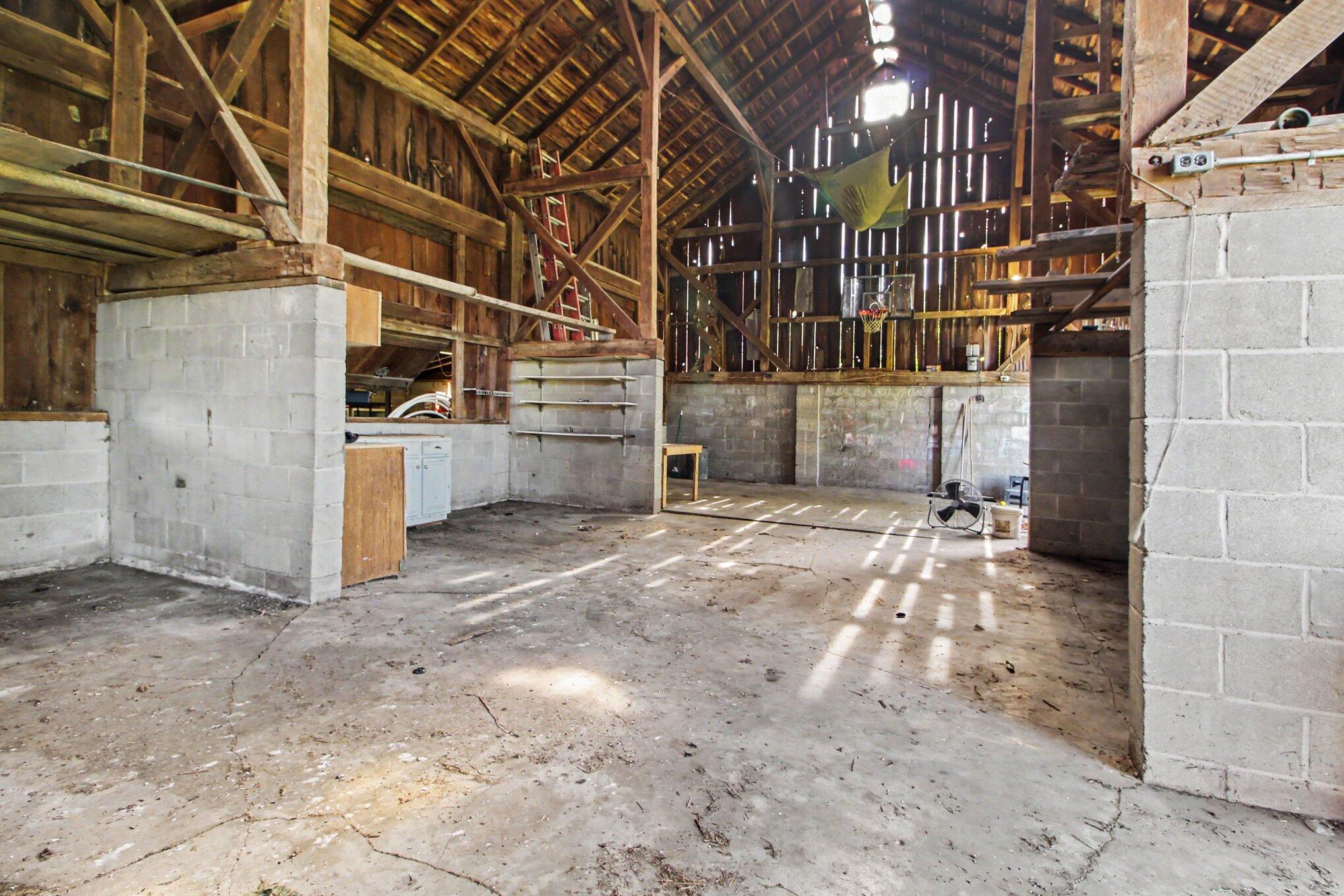 2663 North Harris Road Ypsilanti, MI 48198 - Photo 19 of 29 018_file_2591
