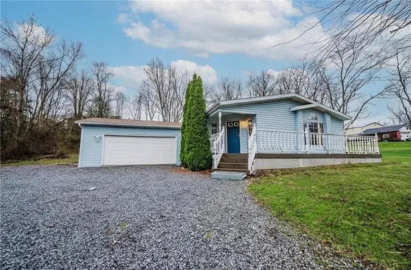 $97,000 | 414 Pasture Lane, Johnstown, PA 15909