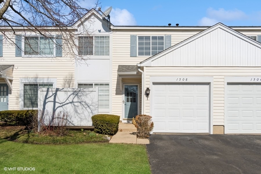 1508 Normantown Road, Unit 386 Naperville, IL 60564 - Photo 1 of 10