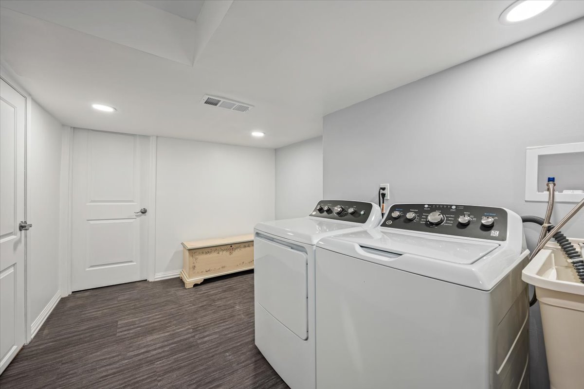 300 Lincolnwood Road Highland Park, IL 60035 - Photo 25 of 31