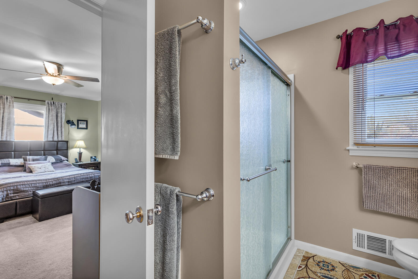 1956 Trinity Lane Jackson, MI 49201 - Photo 11 of 38 0N0A9943