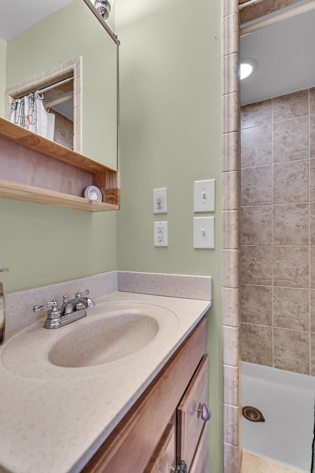 1956 Trinity Lane Jackson, MI 49201 - Photo 23 of 38 0N0A9925