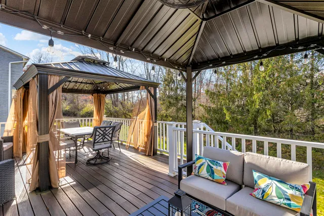 $324,900 | 1956 Trinity Lane, Jackson, MI 49201