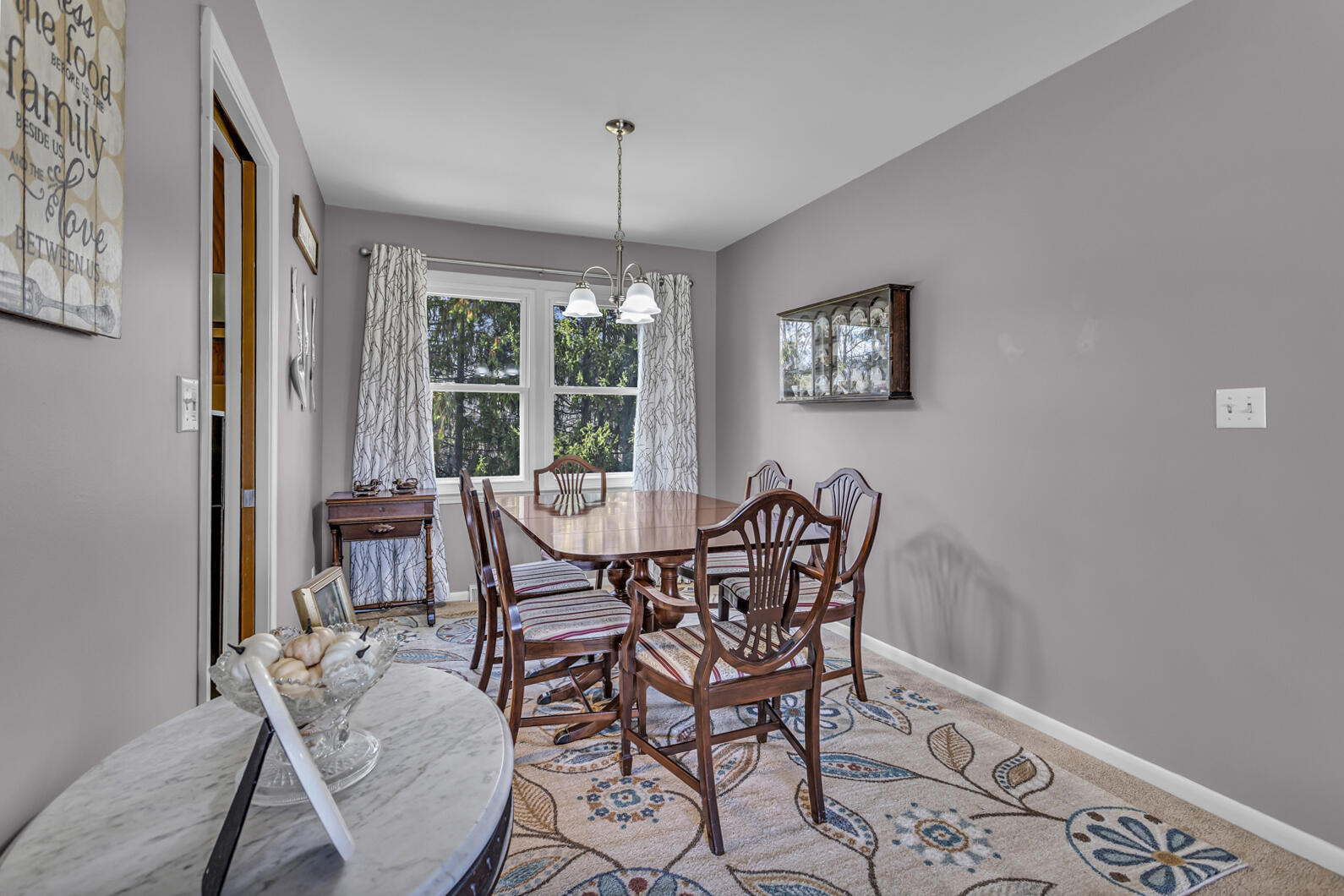 1956 Trinity Lane Jackson, MI 49201 - Photo 4 of 38 0N0A9892