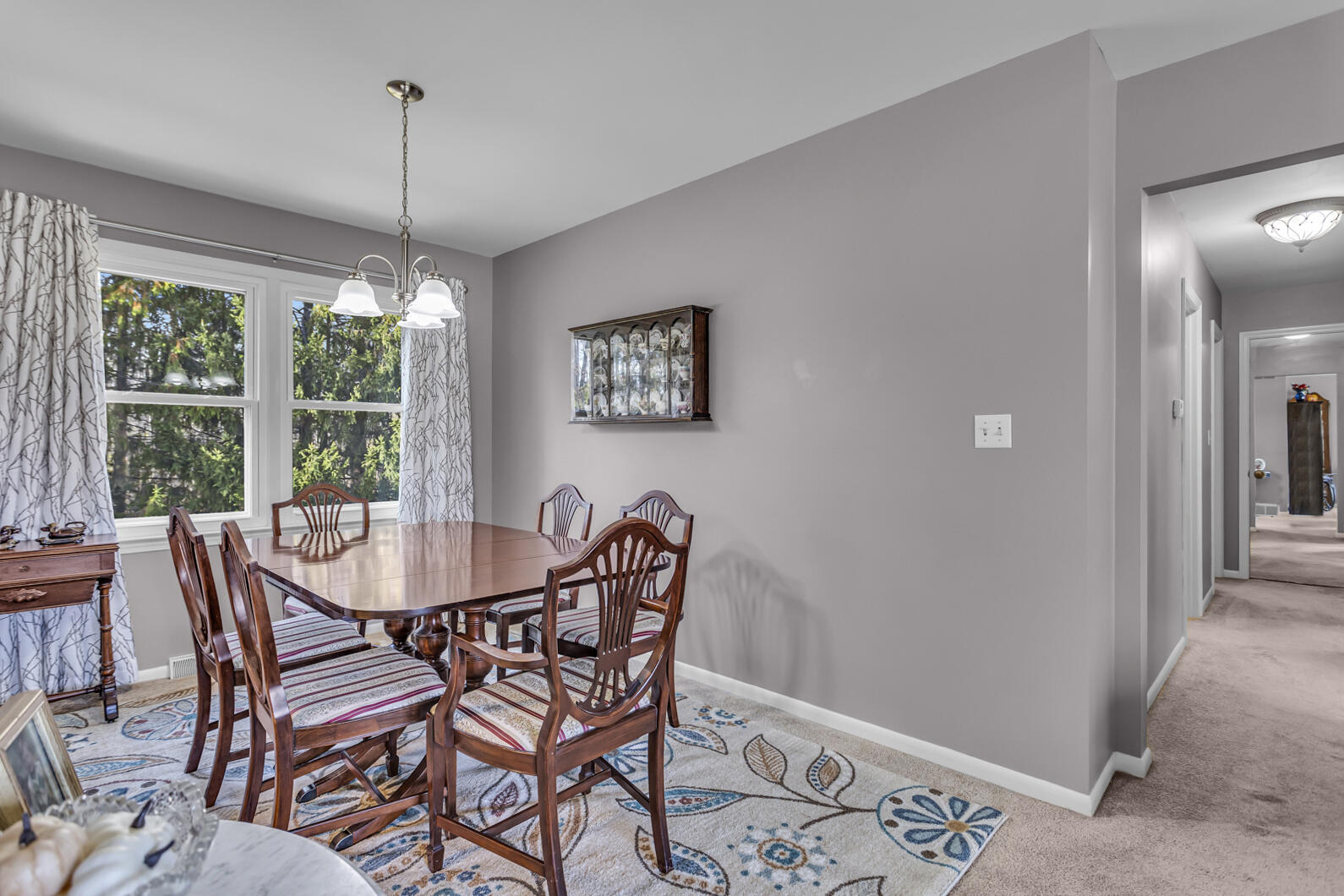 1956 Trinity Lane Jackson, MI 49201 - Photo 5 of 38 0N0A9895