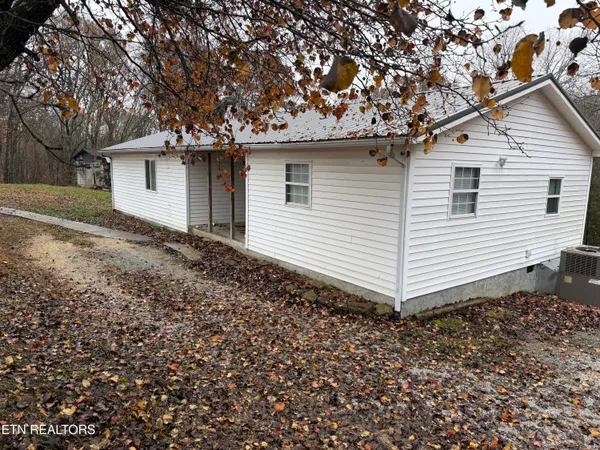 $1,250 | 152 Country Way Drive, La Follette, TN 37766