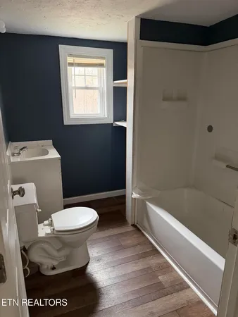 $1,250 | 152 Country Way Drive, La Follette, TN 37766