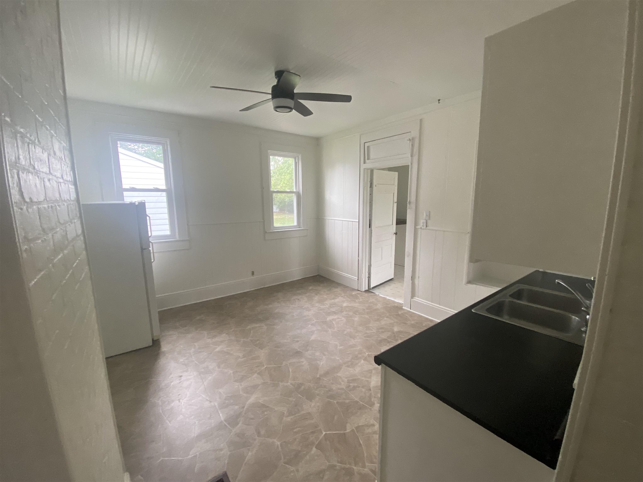 728 North 11th Street Decatur, IN 46733 - Photo 7 of 10