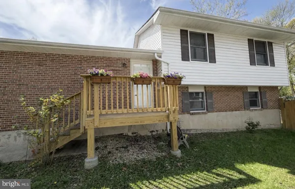 $450,000 | 8121 Elizabeth Road, Pasadena, MD 21122