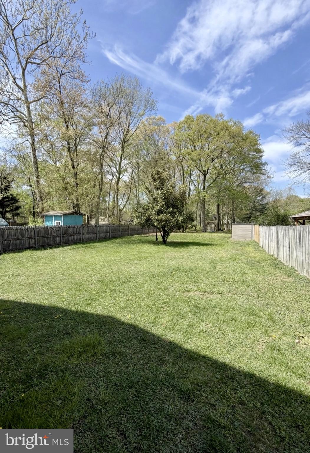 8121 Elizabeth Road Pasadena, MD 21122 - Photo 21 of 28 back yard