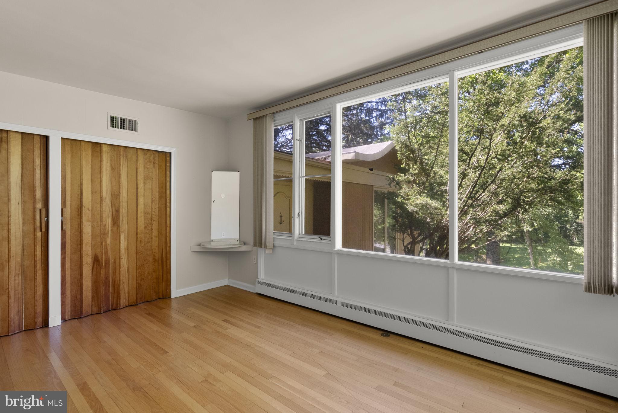 4376 Rte 97 Avenue Brookeville, MD 20833 - Photo 24 of 70 Bedroom 3