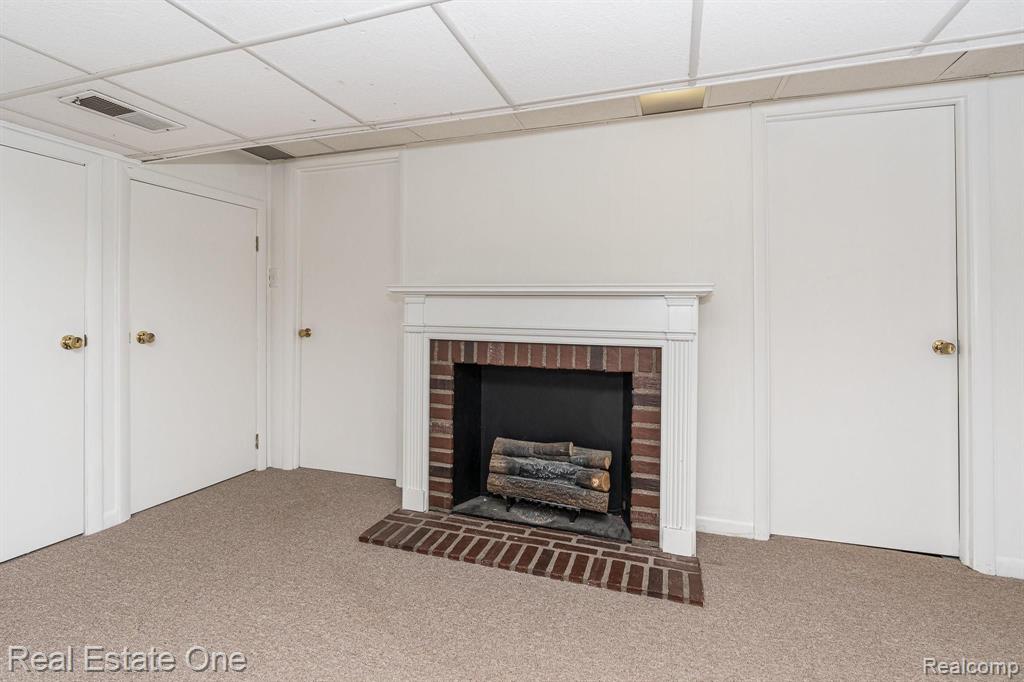 1216 Sycamore Drive Rochester, MI 48307 - Photo 24 of 31