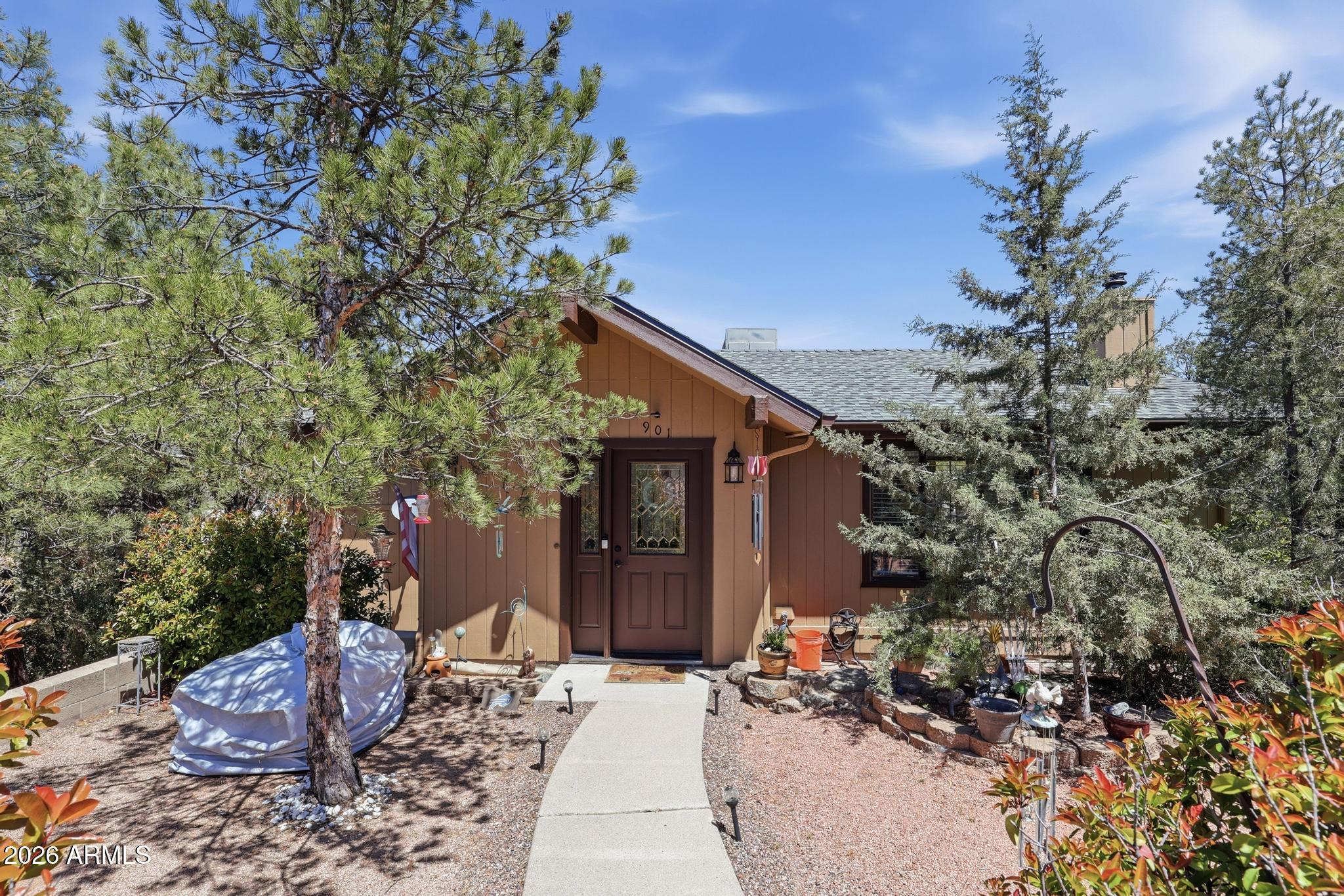 901 South Ridgeway Street Payson, AZ 85541 - Photo 1 of 32 Front