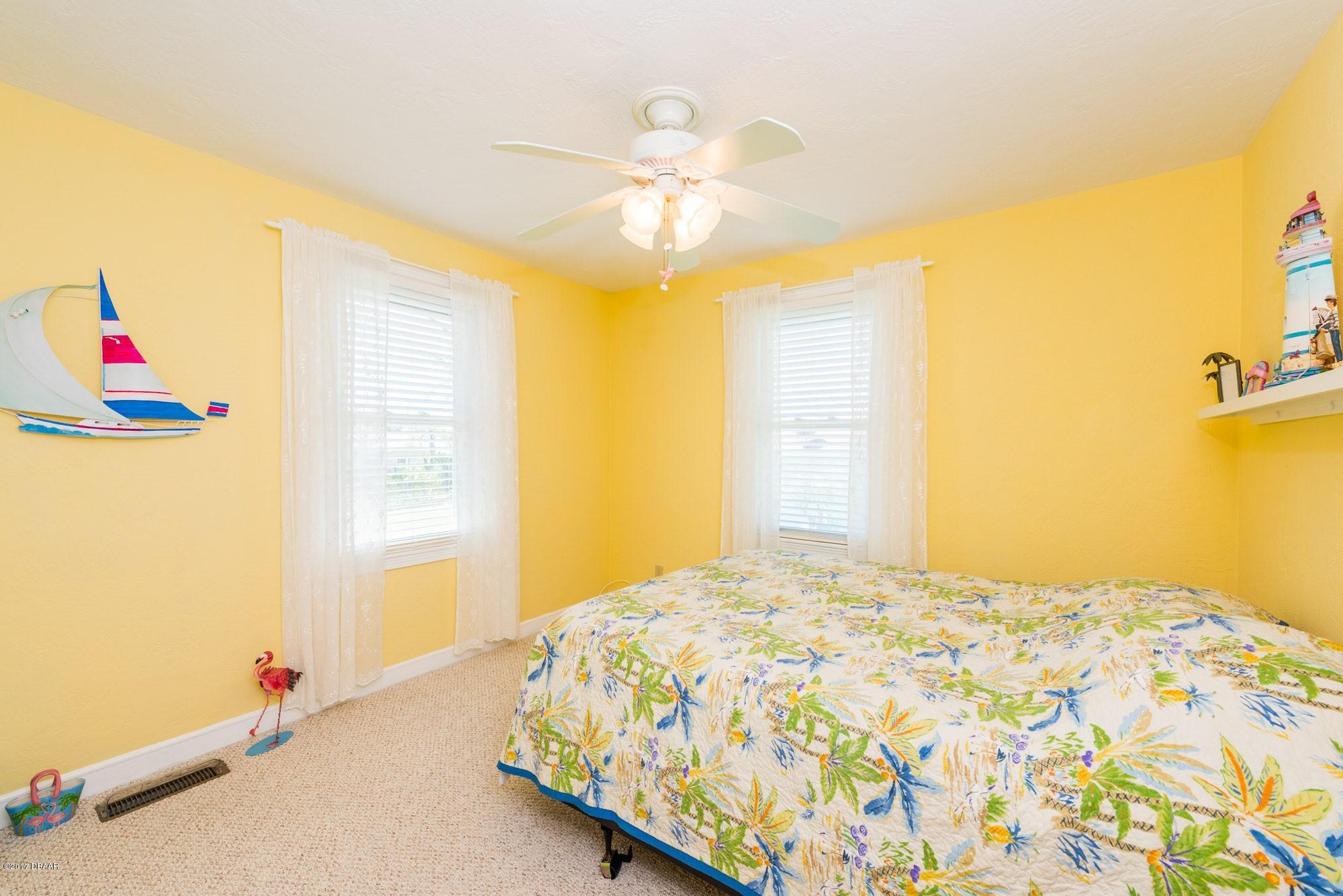 126 Milton Road Daytona Beach, FL 32118 - Photo 16 of 30 HIF_0395