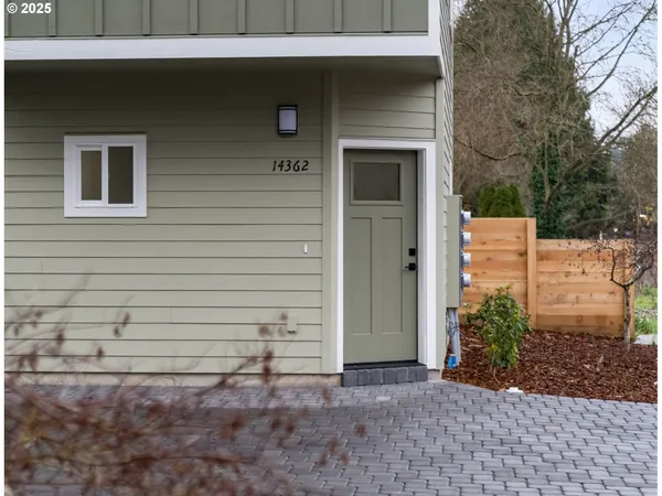 $295,000 | 14362 Southeast Knight Street, Portland, OR 97236