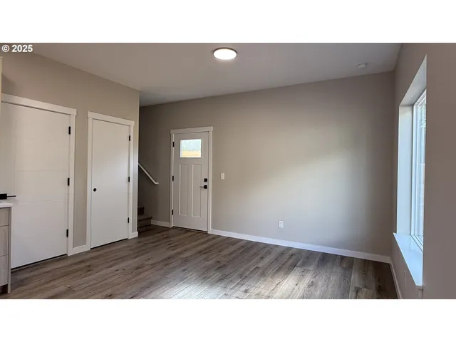 $305,000 | 14362 Southeast Knight Street, Portland, OR 97236