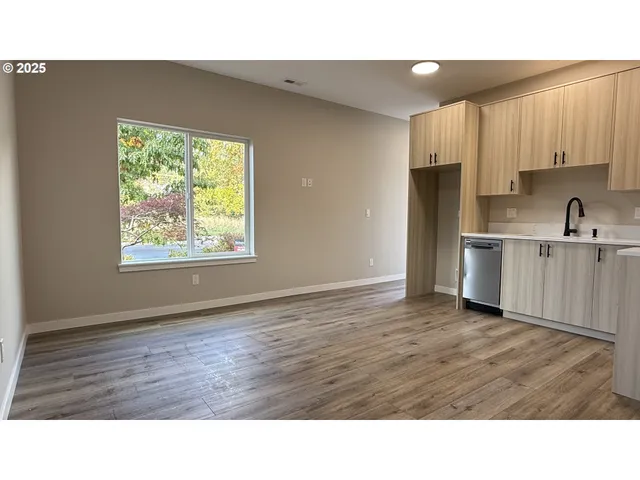 $305,000 | 14362 Southeast Knight Street, Portland, OR 97236
