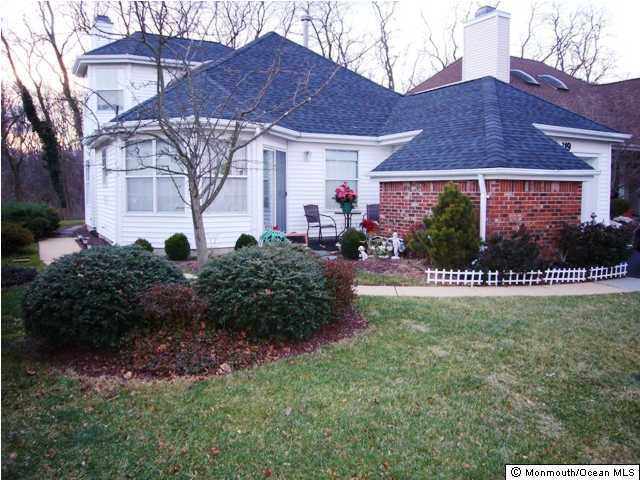 119 Almond Road Freehold, NJ 07728 - Photo 1 of 3 Primary Photo