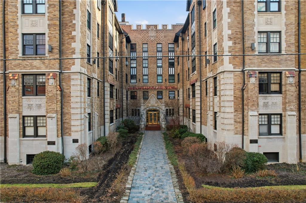 166 North Dithridge Street, Unit 5G Pittsburgh, PA 15213 - Photo 1 of 42