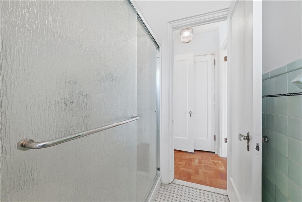 166 North Dithridge Street, Unit 5G Pittsburgh, PA 15213 - Photo 25 of 42