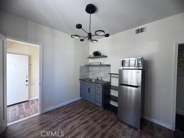 $1,600 | 13126 Glandt Court, Corona, CA 92883