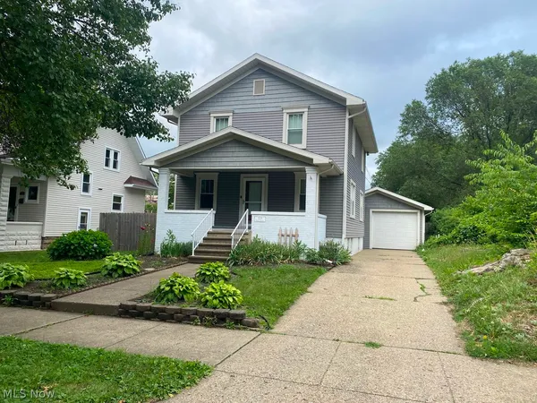 $224,900 | 1229 Dover Avenue, Dover, OH 44622