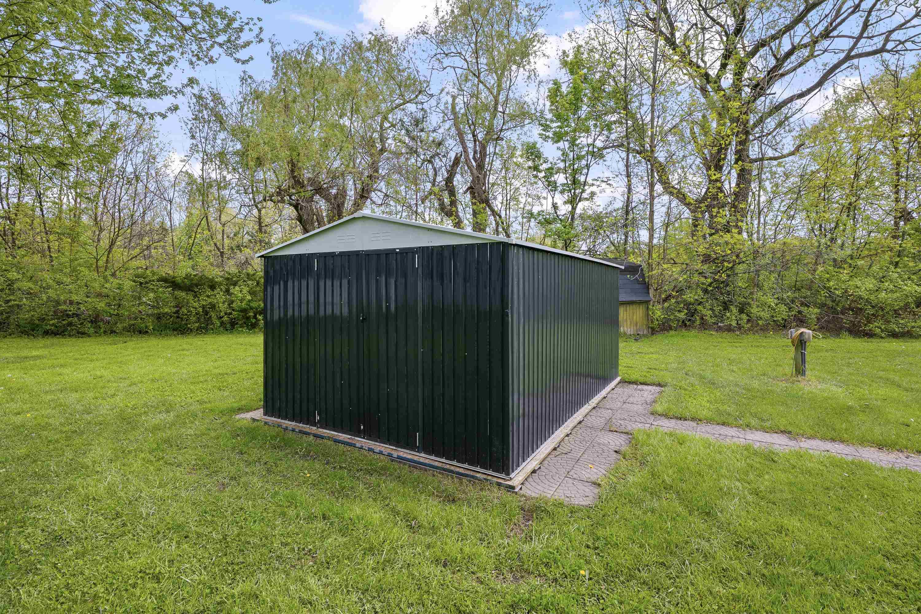 18224 Millar Road Clinton Township, MI 48036 - Photo 41 of 61