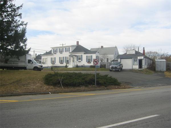 252 Sandwich Road Wareham, MA 02571 - Photo 3 of 3 Gallery Image 3
