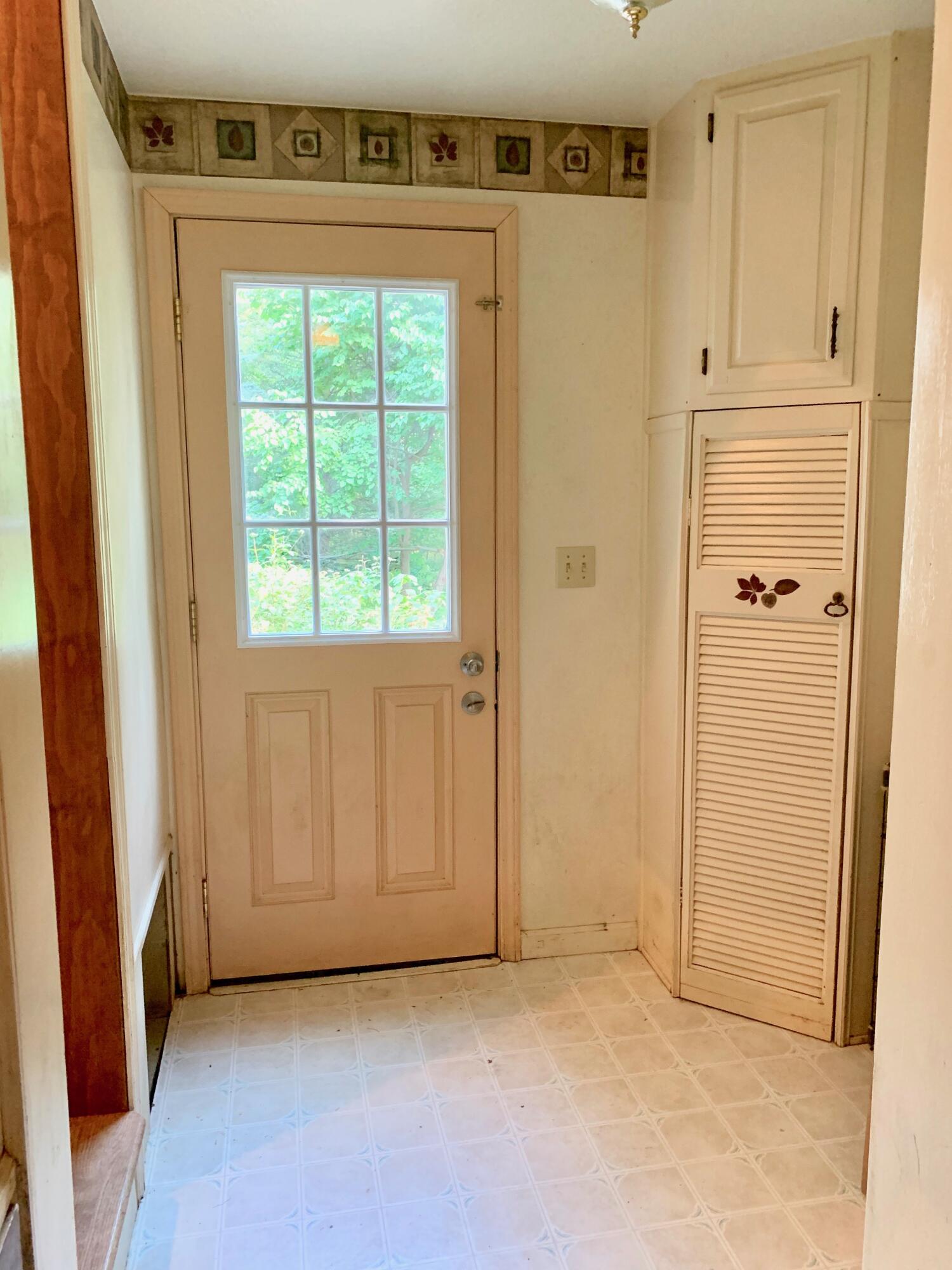 7630 Wheeler Road Concord, MI 49237 - Photo 26 of 52 Back door landing