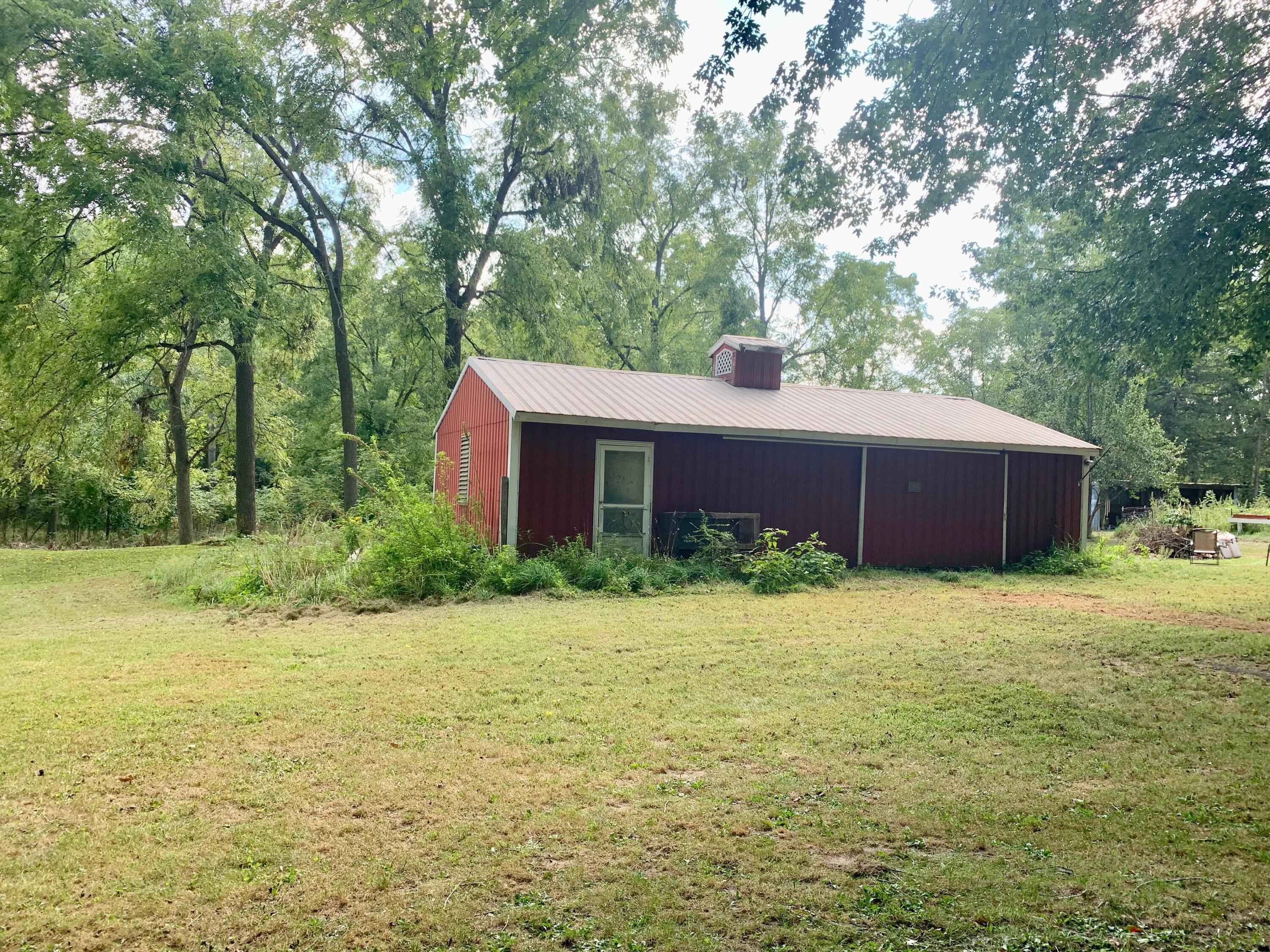 7630 Wheeler Road Concord, MI 49237 - Photo 40 of 52 Pole Barn